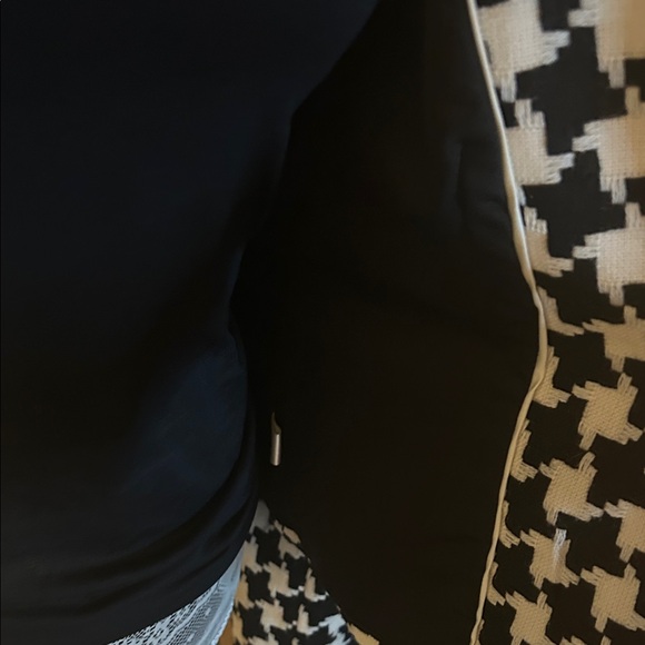 George Black and White Houndstooth Blazer with two button closure - Picture 14 of 15